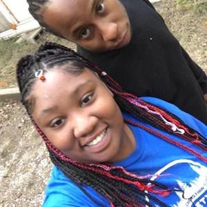 Meet your Posher, Yvonne